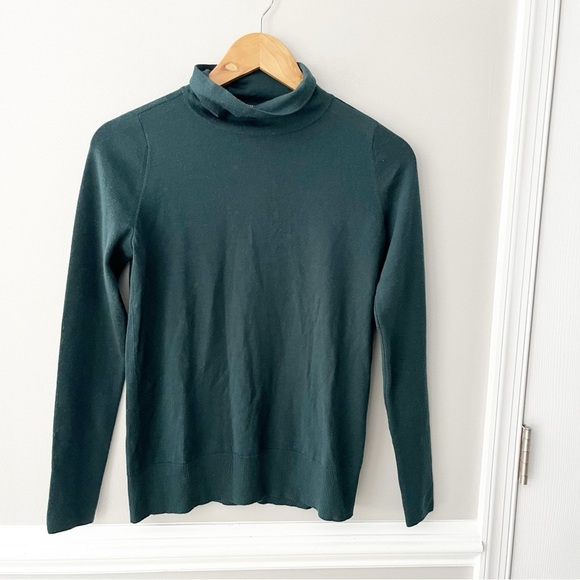 Lafayette 148 Turtleneck Sweater 100% Wool Green Turtleneck Size Small - Picture 1 of 5